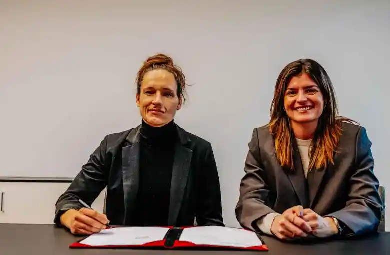 Babett Peter bei der offiziellen Vorstellung ihrer neuen Funktion als Sportdirektorin der Eintracht-Frankfurt-Frauen.