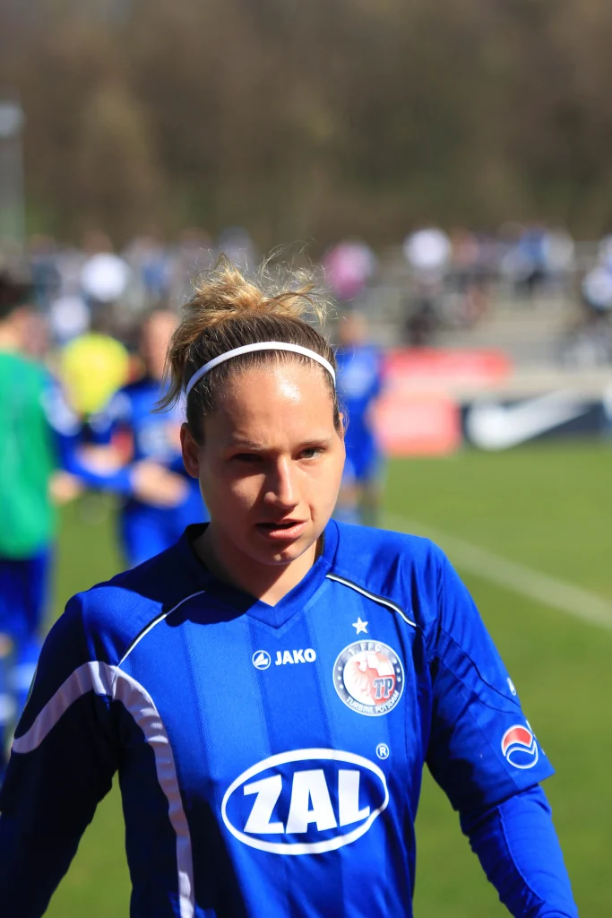 Fußballerin Babett Peter 2012 während ihrer Zeit beim 1. FFC Turbine Potsdam.